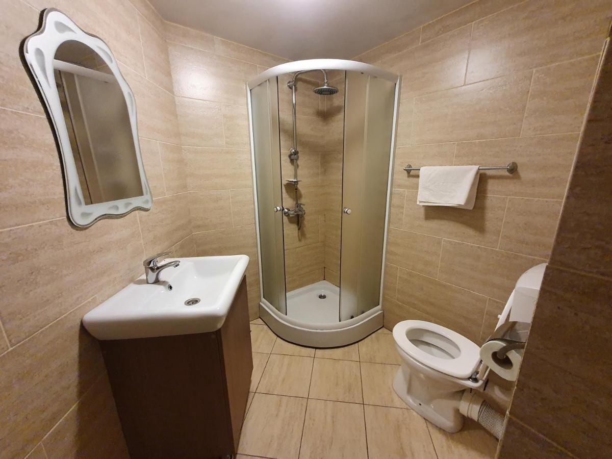 ברזוי Efm Motel מראה חיצוני תמונה
