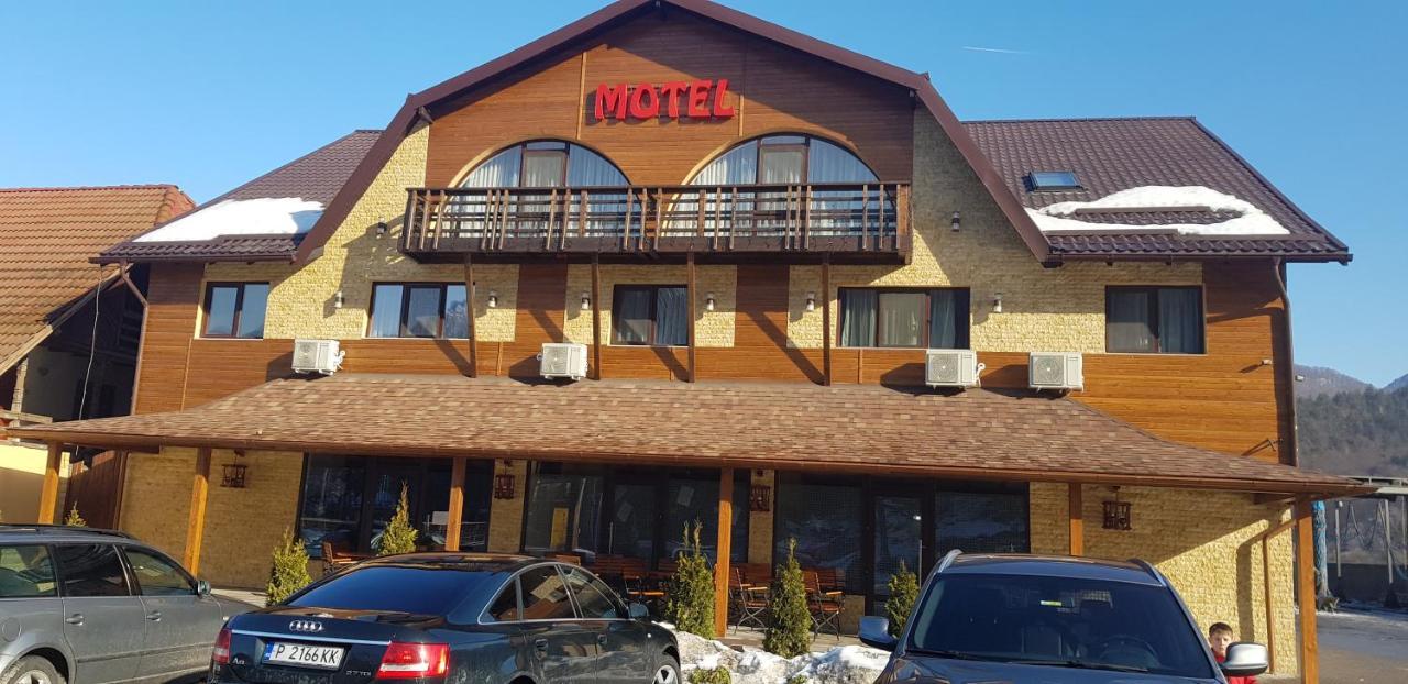 ברזוי Efm Motel מראה חיצוני תמונה