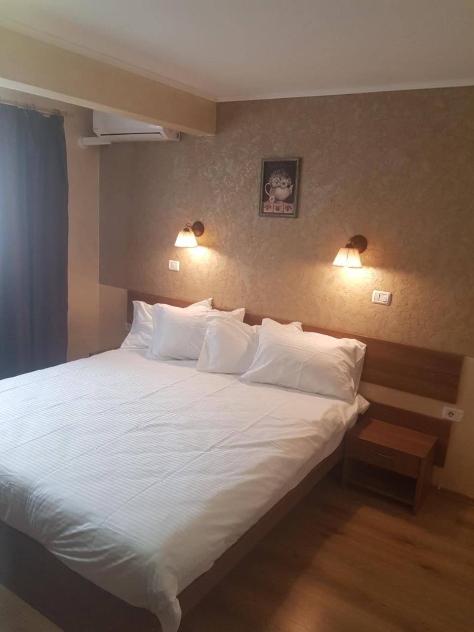 ברזוי Efm Motel מראה חיצוני תמונה